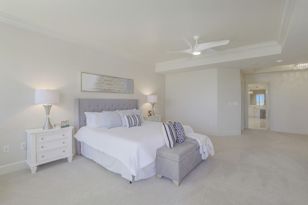 4201 Gulf Shore Blvd N #302, Naples, FL 34103