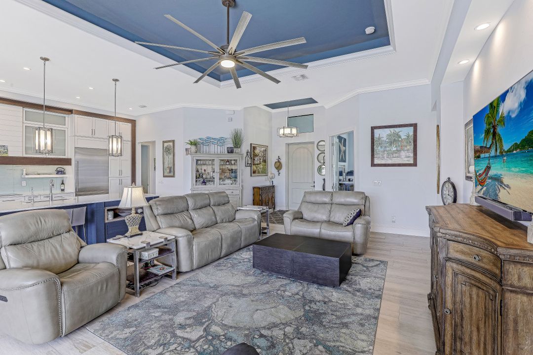 5405 SW 17th Ave, Cape Coral, FL 33914