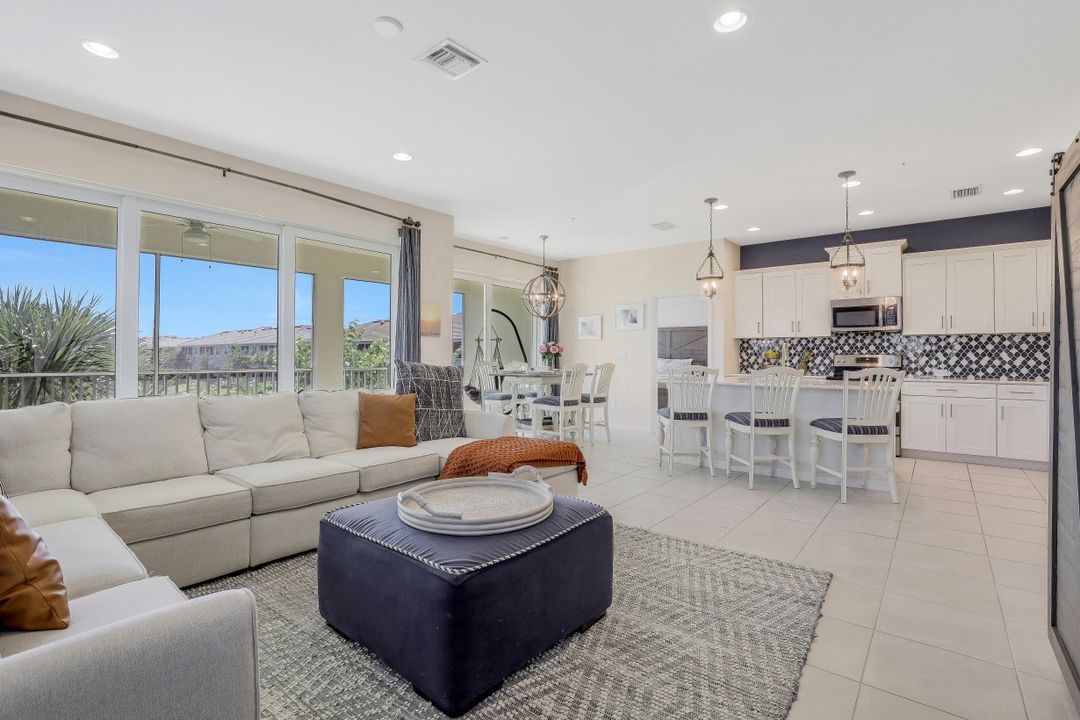 2344 Sheen Ln #305, Naples, FL 34120