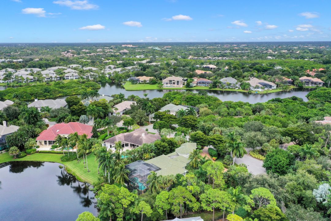 27280 Oak Knoll Dr, Bonita Springs, FL 34134