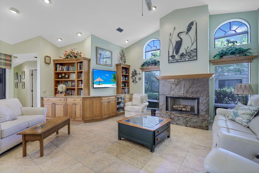 625 SW 49th Ln, Cape Coral, FL 33914