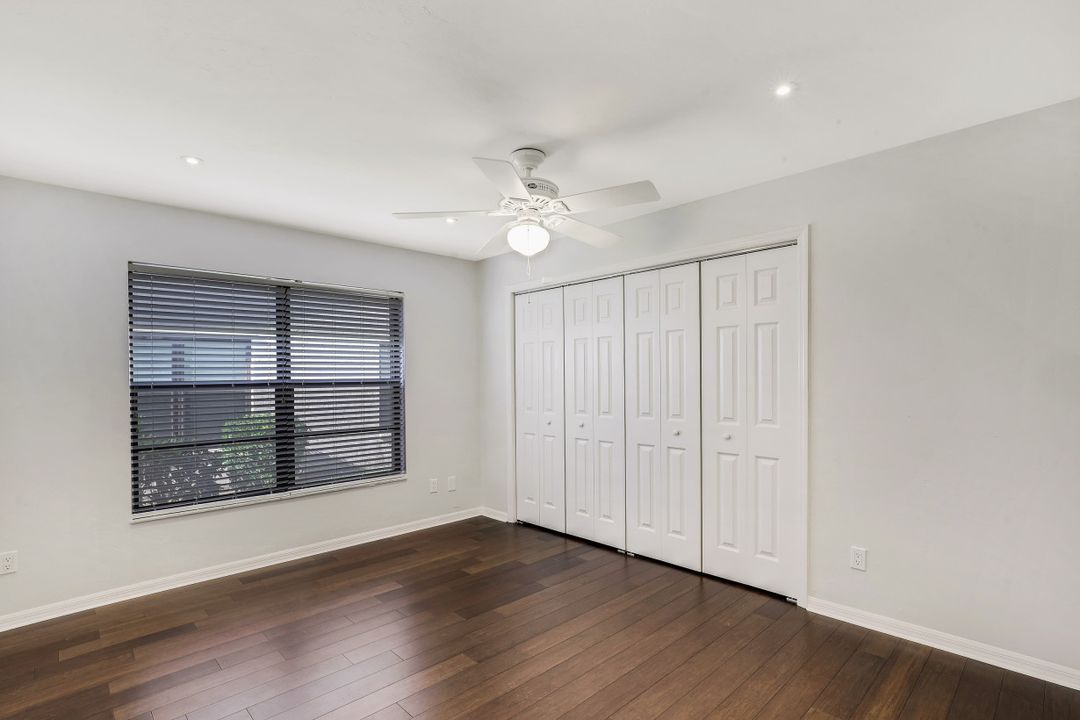 307 Reynolds Ct, Naples, FL 34112