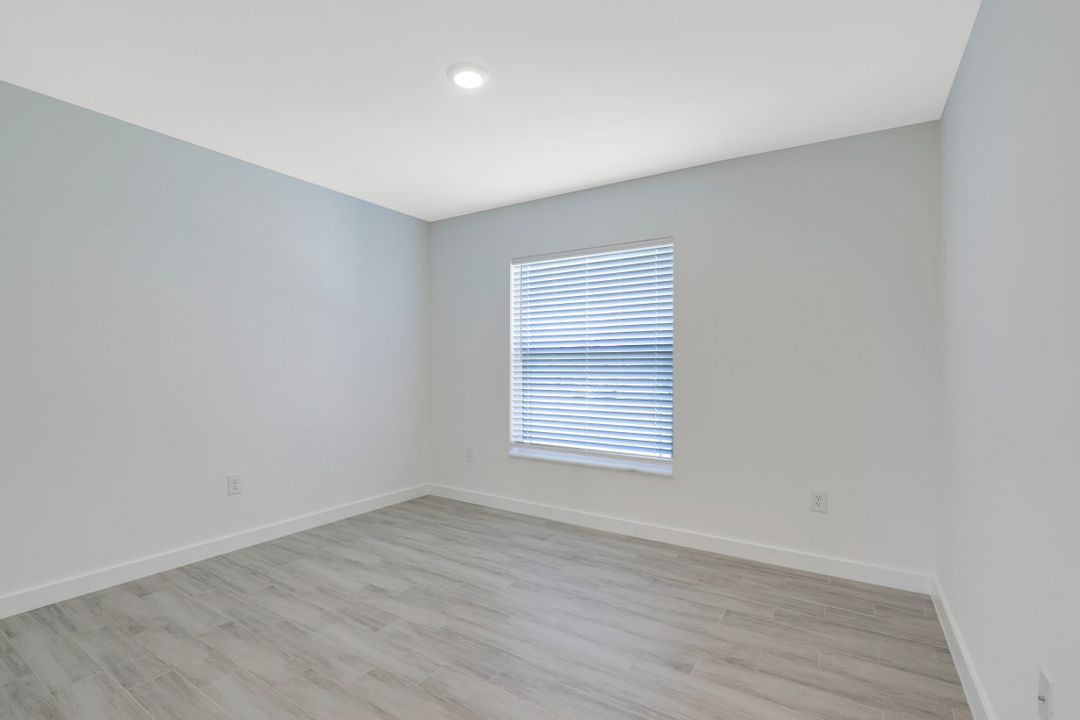 3107 35th St SW, Lehigh Acres, FL 33976