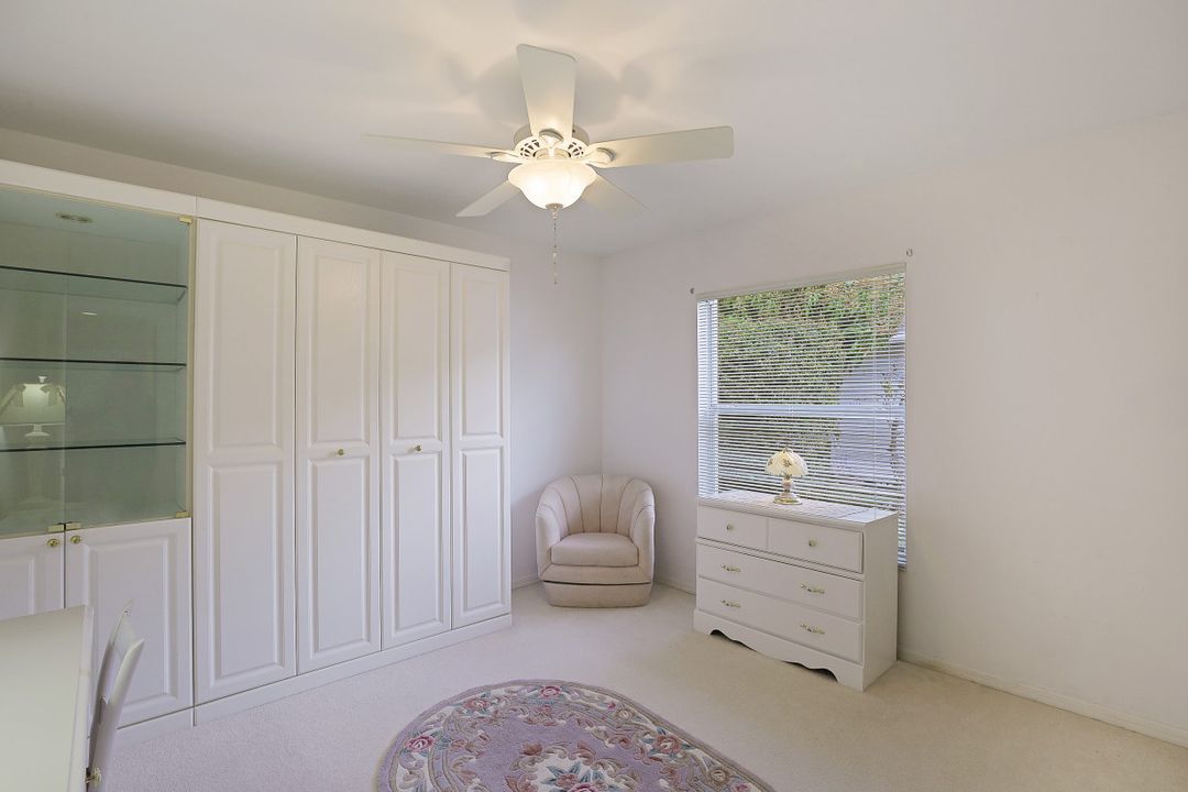 511 Ibis Way, Naples, FL 34110