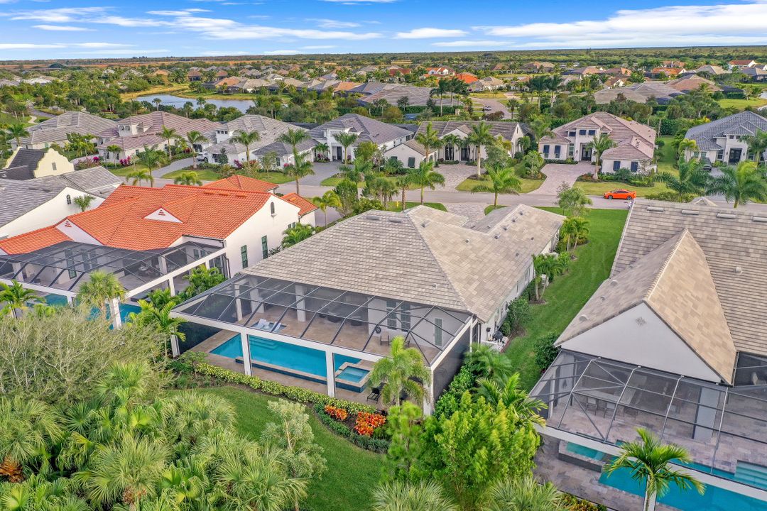 3237 Tavolara Ln, Naples, FL 34114