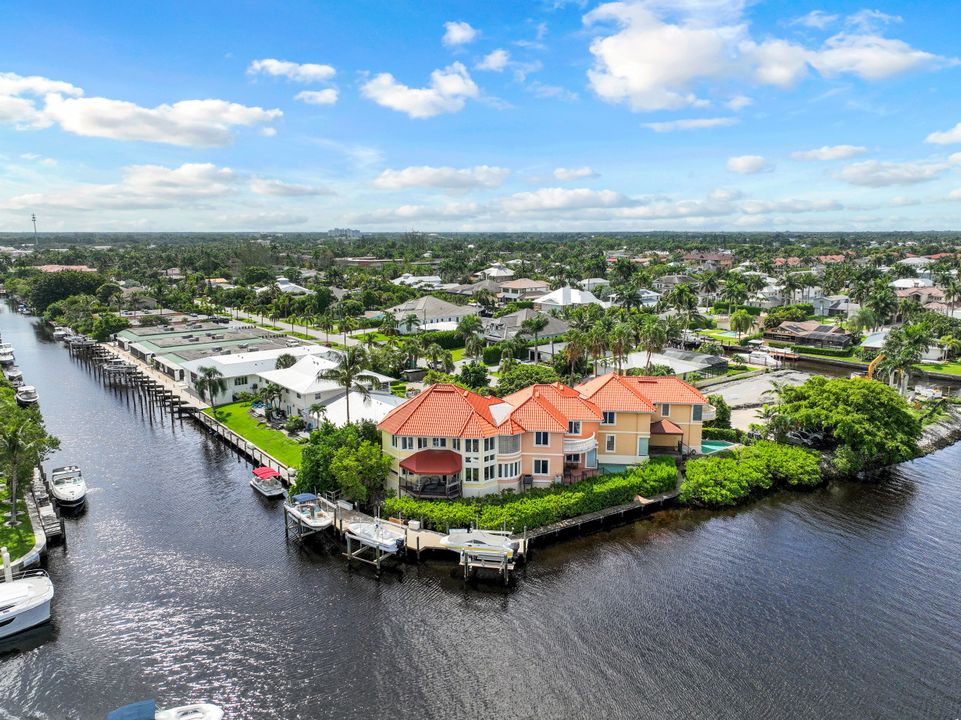 1305 Curlew Ave, Naples, FL 34102