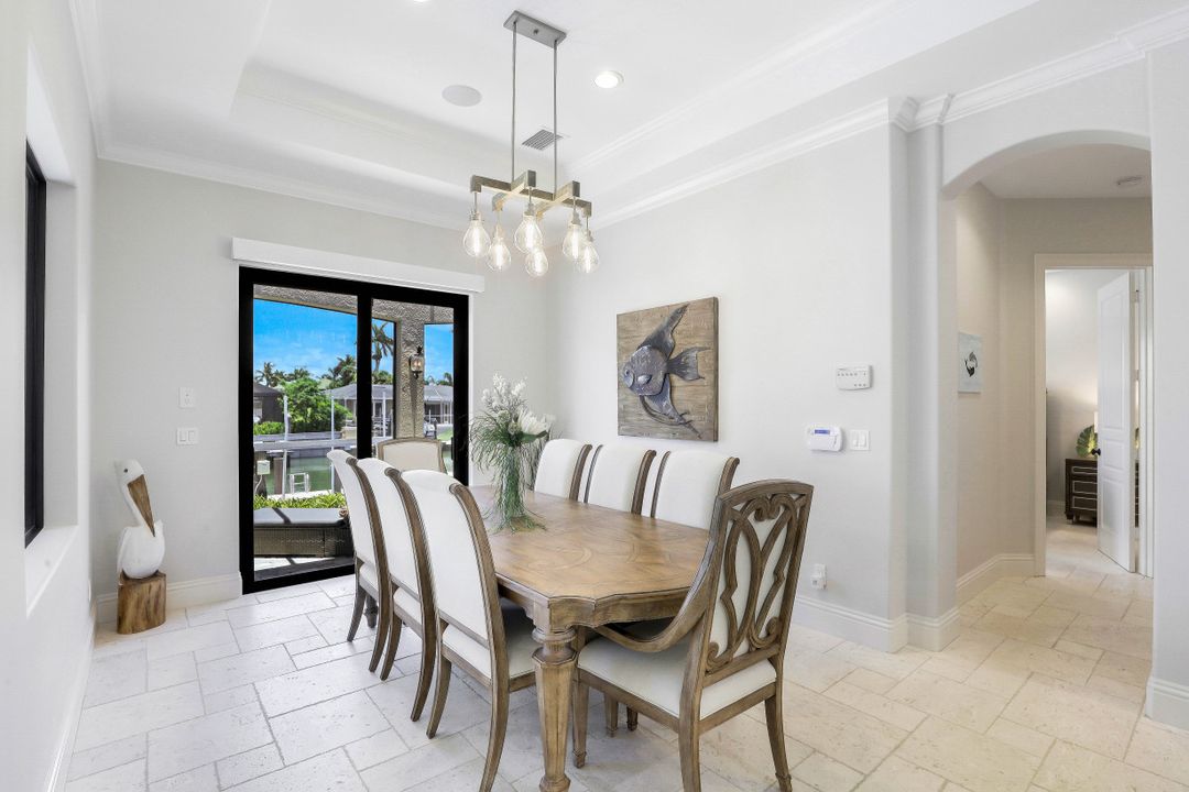 842 Elm Ct, Marco Island, FL 34145