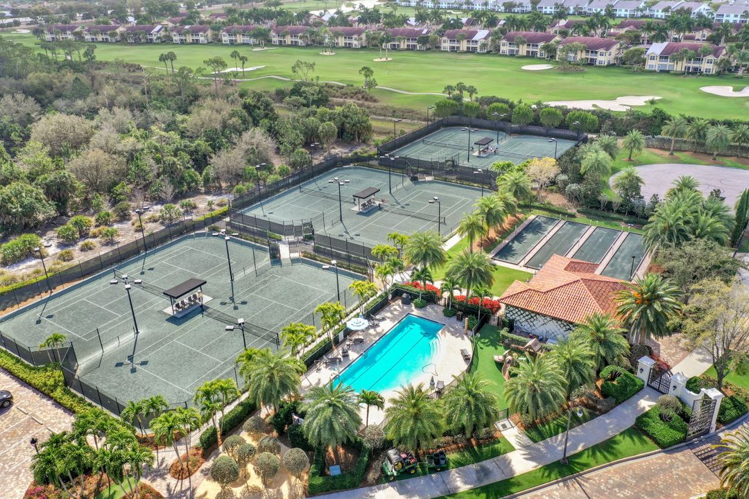 16380 Corsica Way #201, Naples, FL 34110