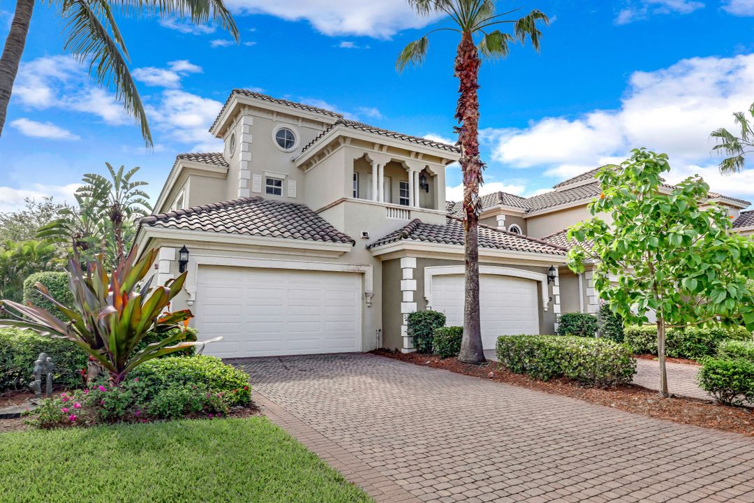 9224 Campanile Cir #101, Naples, FL 34114