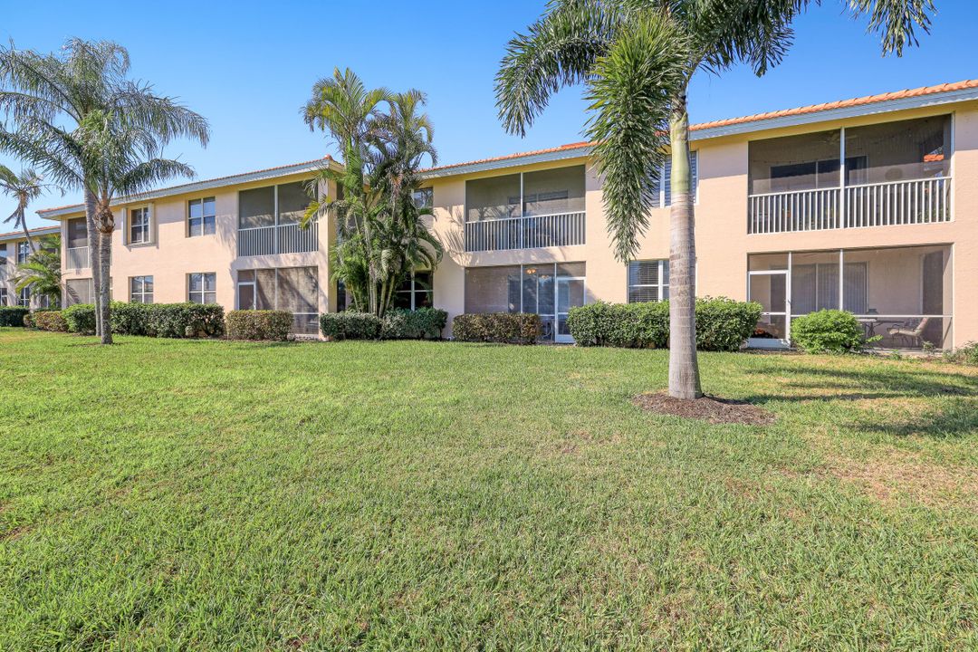 28051 Palmas Grandes Ln, Bonita Springs, FL 34135 #102