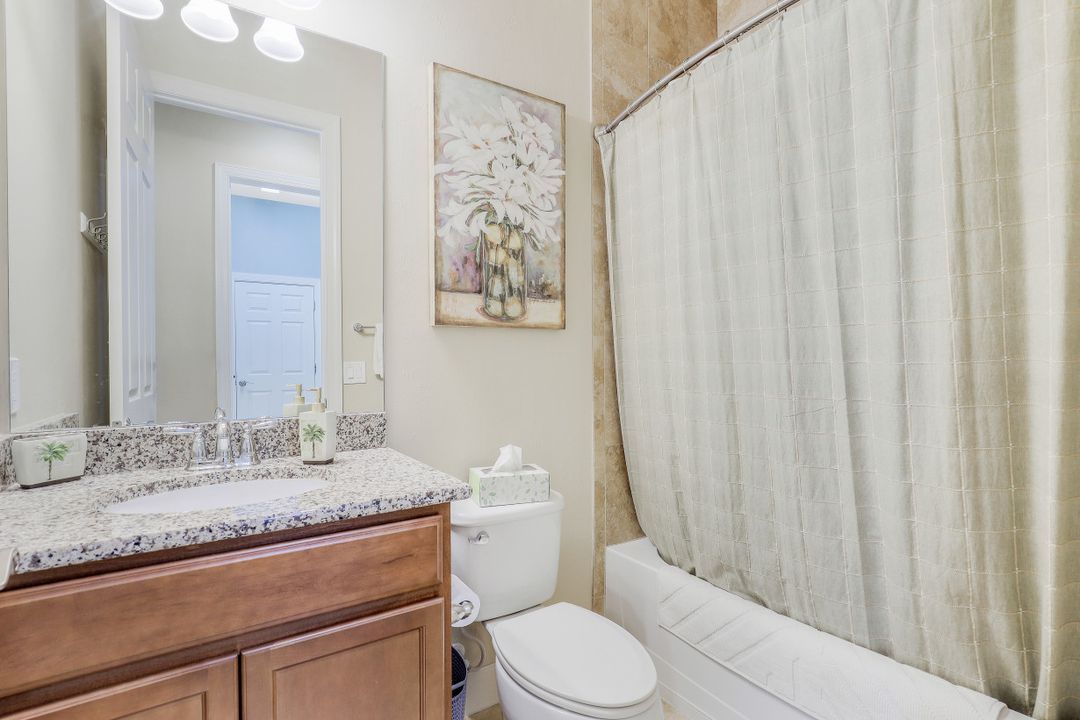 9574 Coquina Cir, Naples, FL 34120