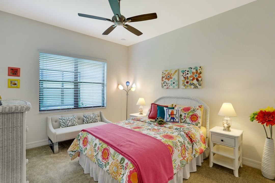 2958 Cinnamon Bay Cir, Naples, FL 34119