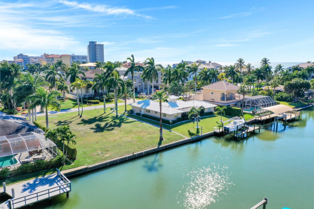 141 Channel Dr, Naples, FL 34108
