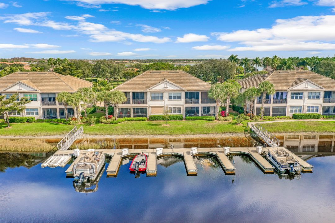 8763 Coastline Ct #101, Naples, FL 34120