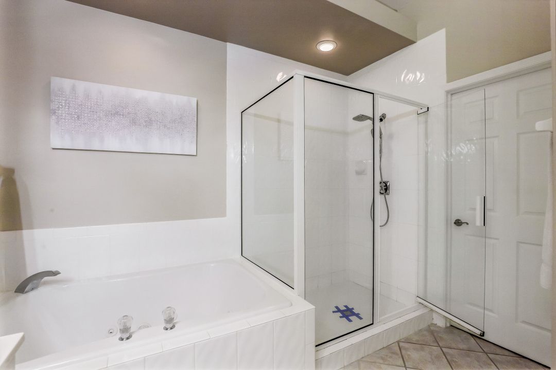 2395 Hidden Lake Dr #4601, Naples, FL 34112