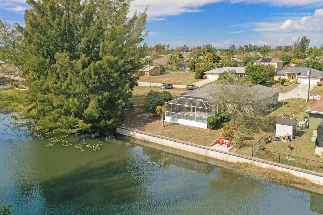 846 SW 31st Terrace, Cape Coral, FL 33914