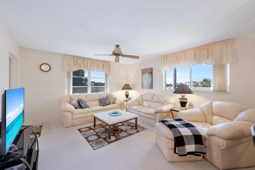 4021 SE 19th Ave #201, Cape Coral, FL 33904