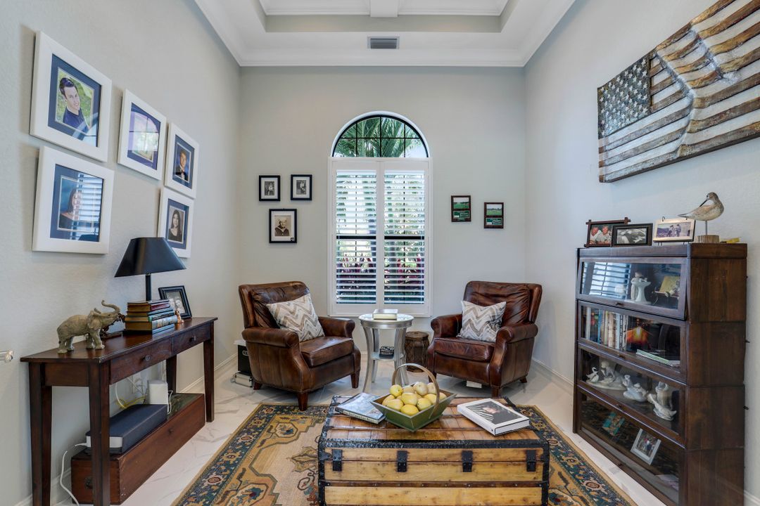 9559 Via Lago Way, Fort Myers, FL 33912