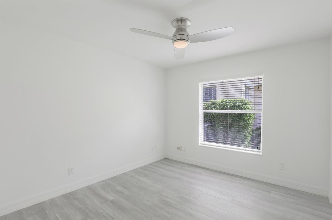 1622 Triangle Palm Terrace, Naples, FL 34119