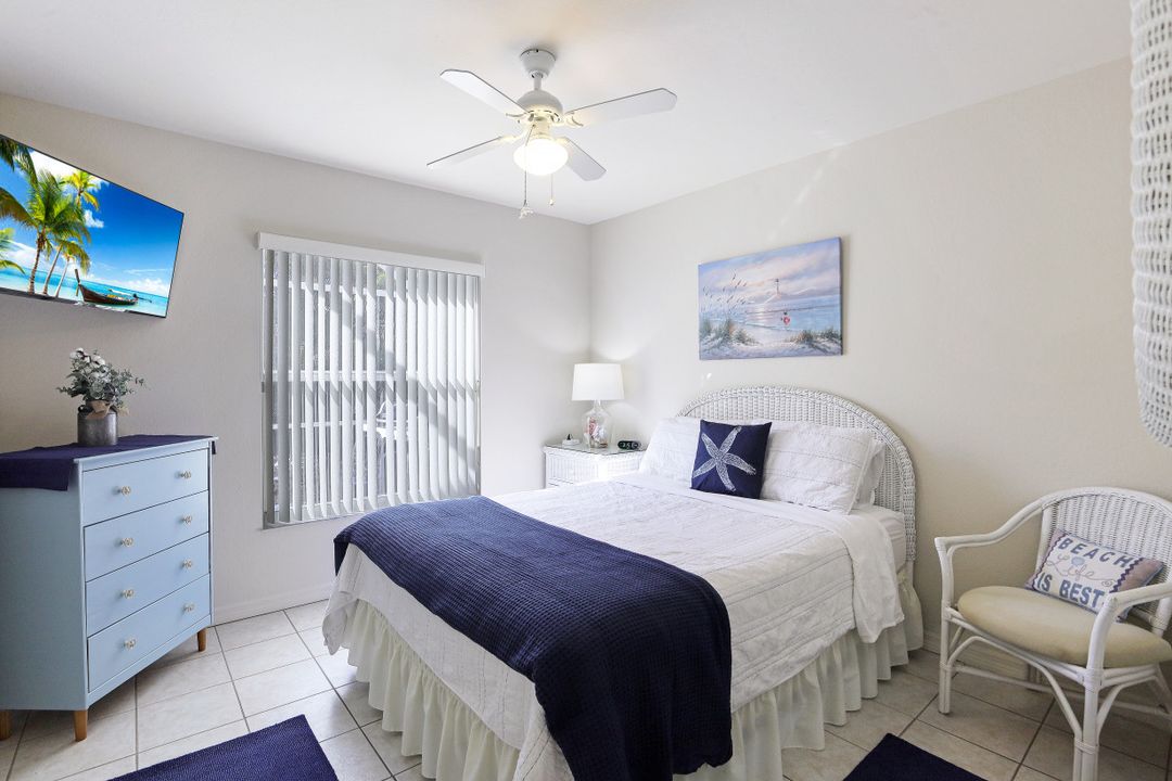 708 Seagrape Dr, Marco Island, FL 34145