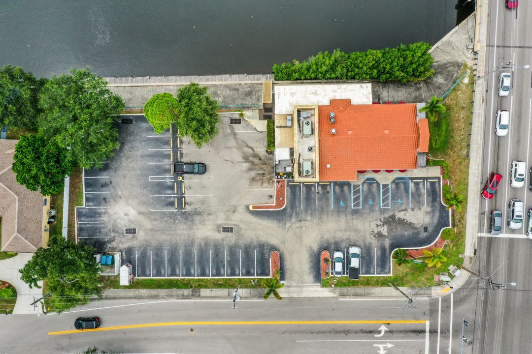 1217 Del Prado Blvd S, Cape Coral, FL 33990