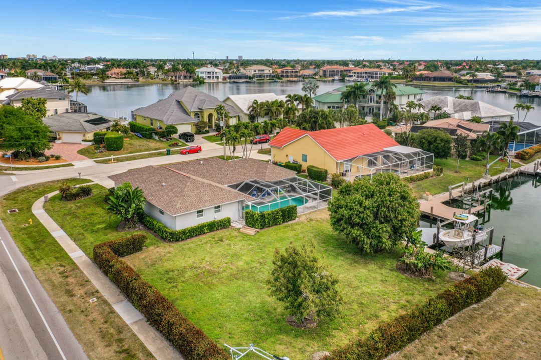 911 Tulip Ct, Marco Island, FL 34145