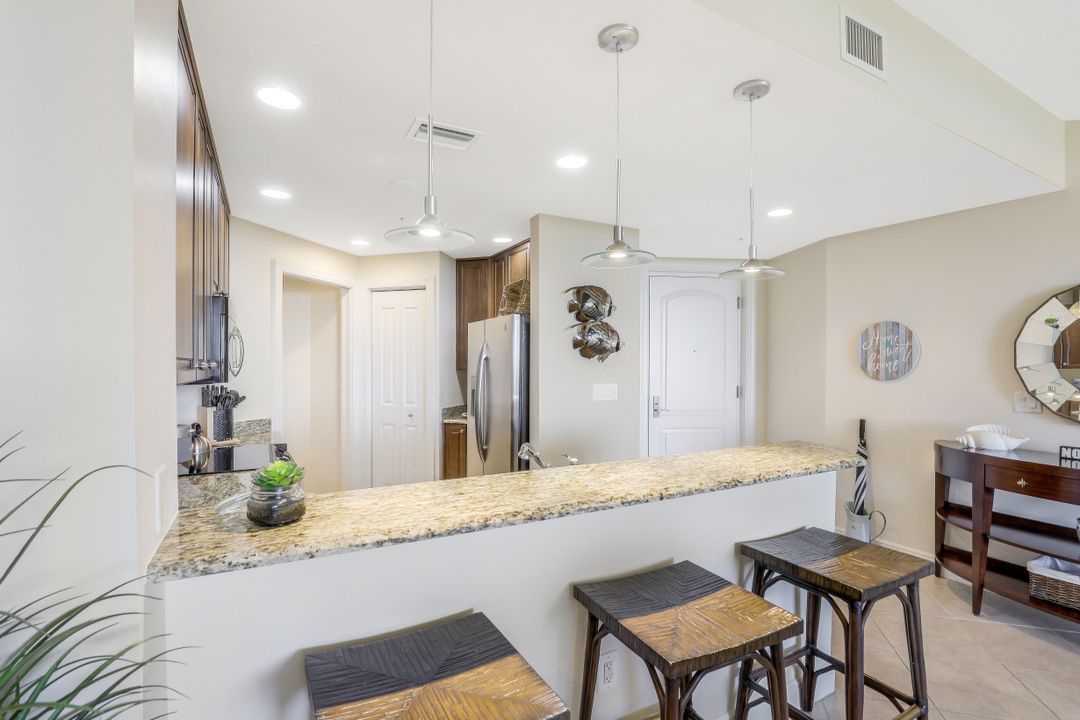 5781 Cape Harbour Dr #1105, Cape Coral, FL 33914