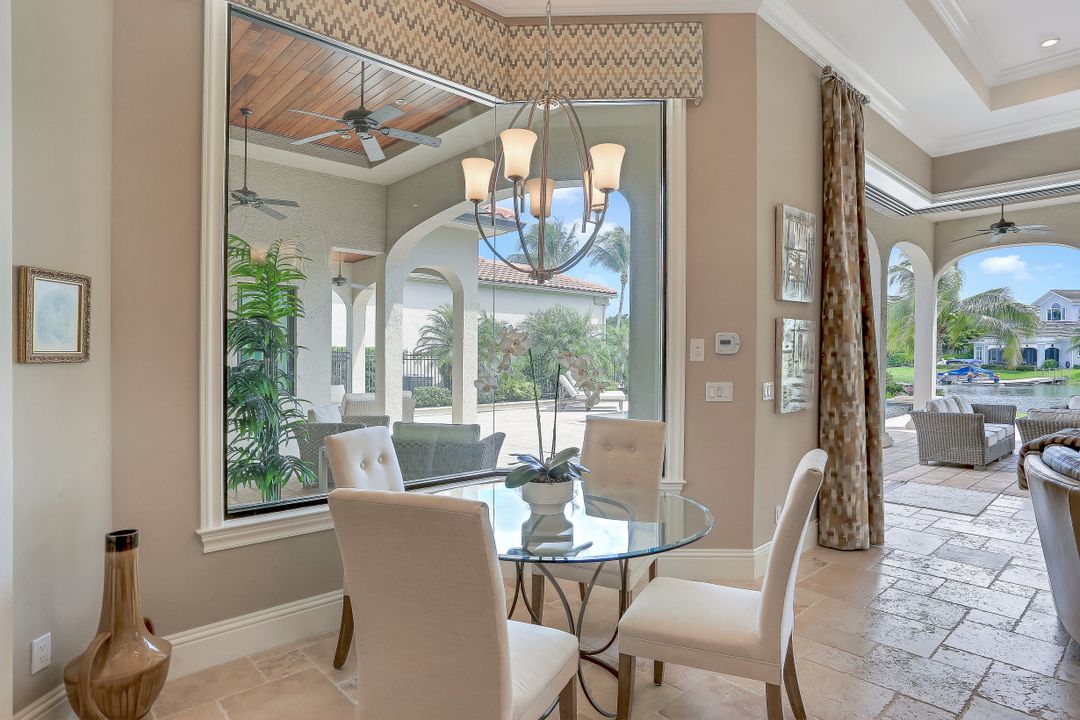 11861 Via Novelli Ct, Miromar Lakes, FL 33913