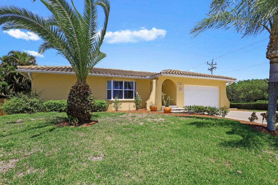 541 S Heathwood Dr, Marco Island, FL 34145