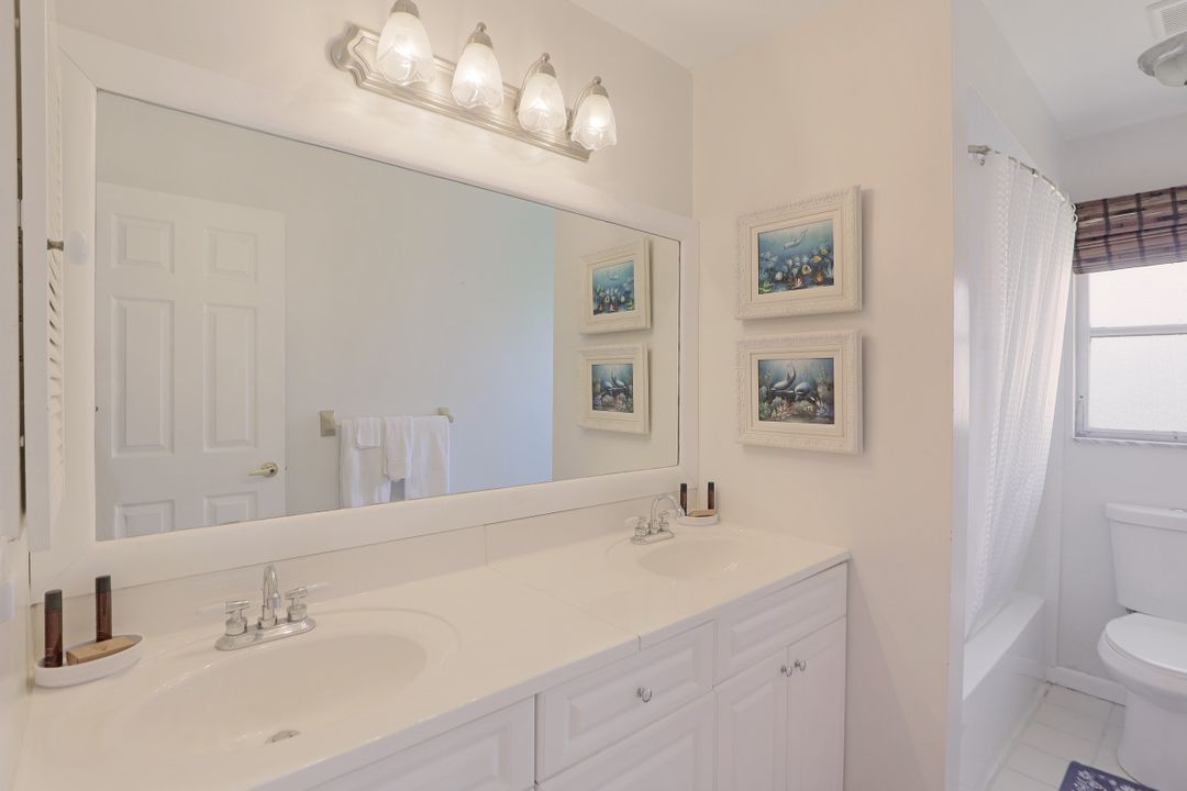 5241 Seagull Ct, Cape Coral, FL 33904