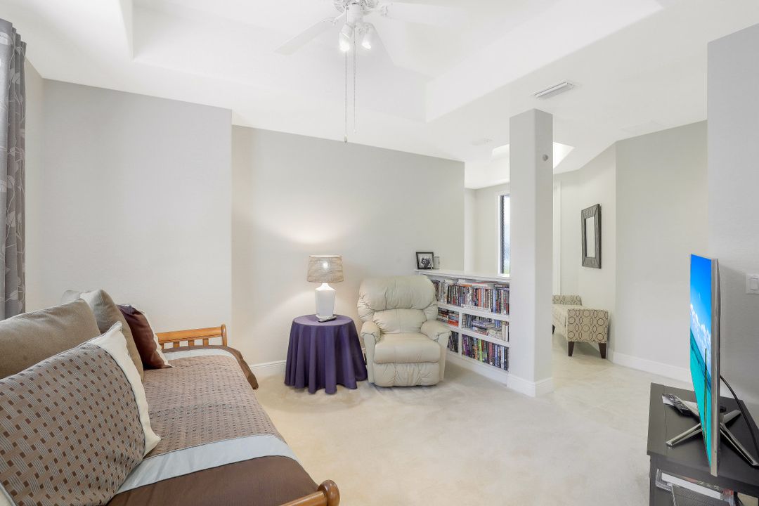 7849 Hawthorne Terrace #802, Naples, FL 34113