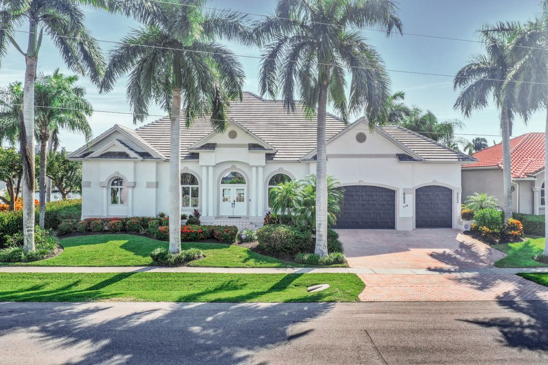 110 Copperfield Ct, Marco Island, FL 34145