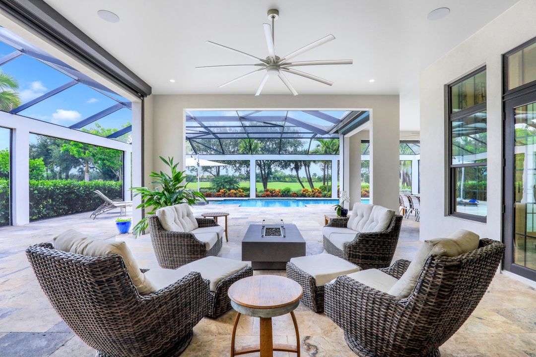 3243 Tavolara Ln, Naples, FL 34114