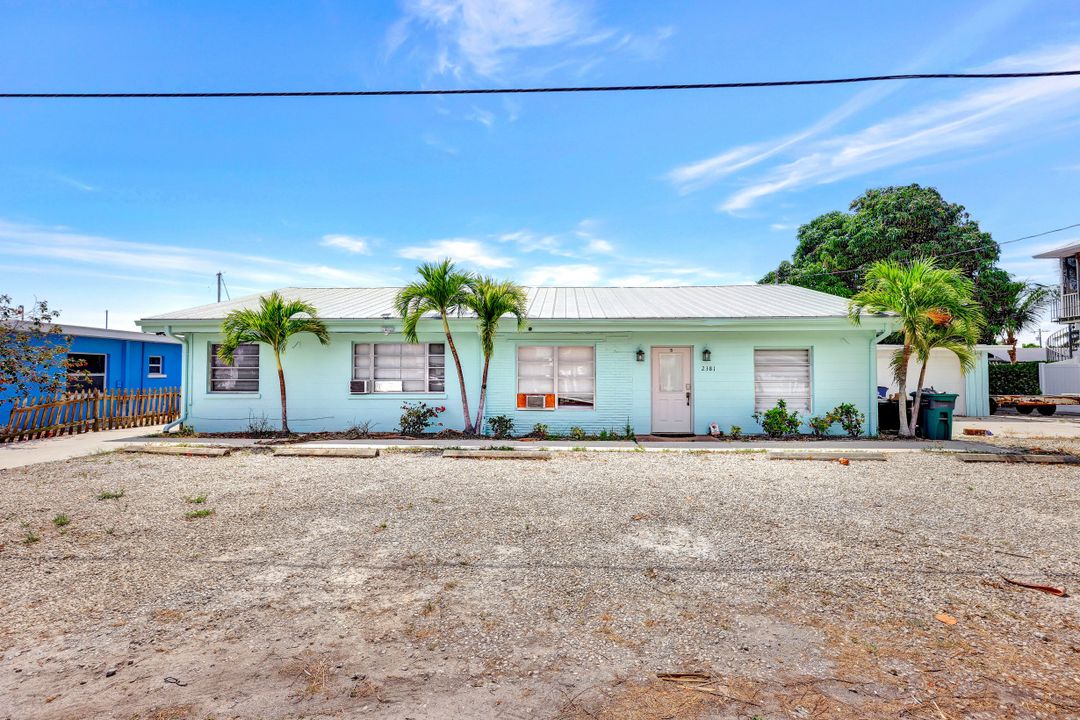 2381 Oleander St #A /B, Saint James City, FL 33956