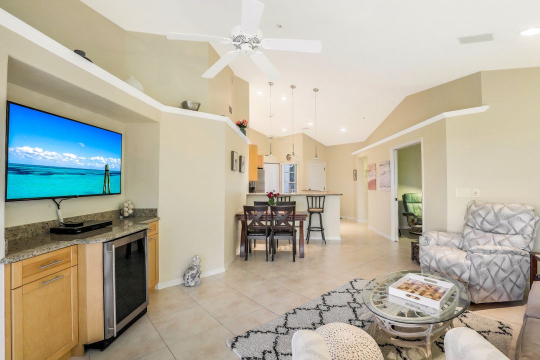 1101 Sweetwater Ln #1201, Naples, FL 34110