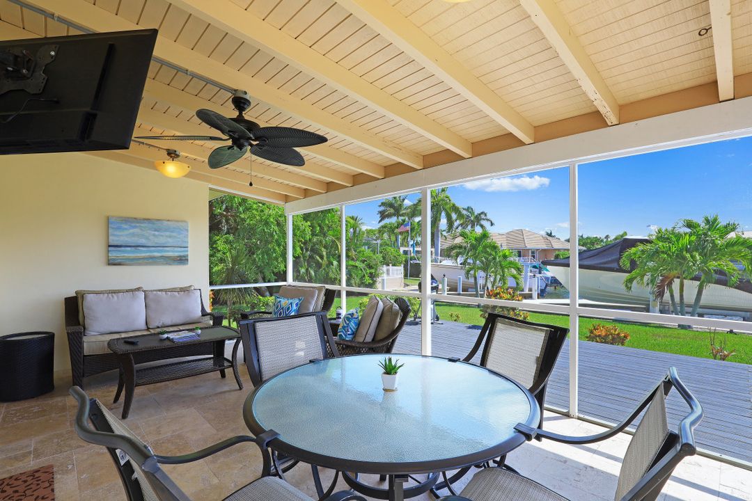 787 Apple Ct, Marco Island, FL 34145