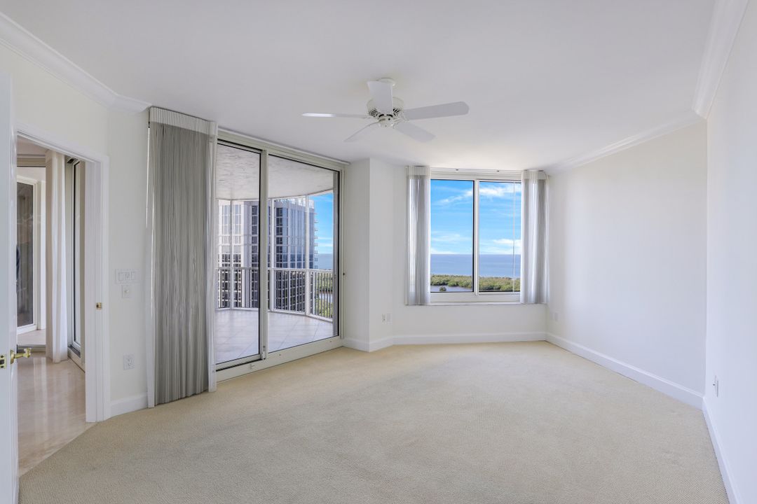 7117 Pelican Bay Blvd #1603, Naples, FL 34108