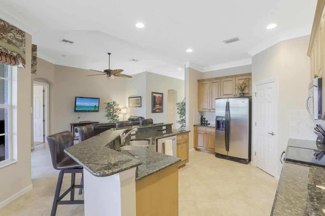 9167 Shale Ct, Naples, FL 34120