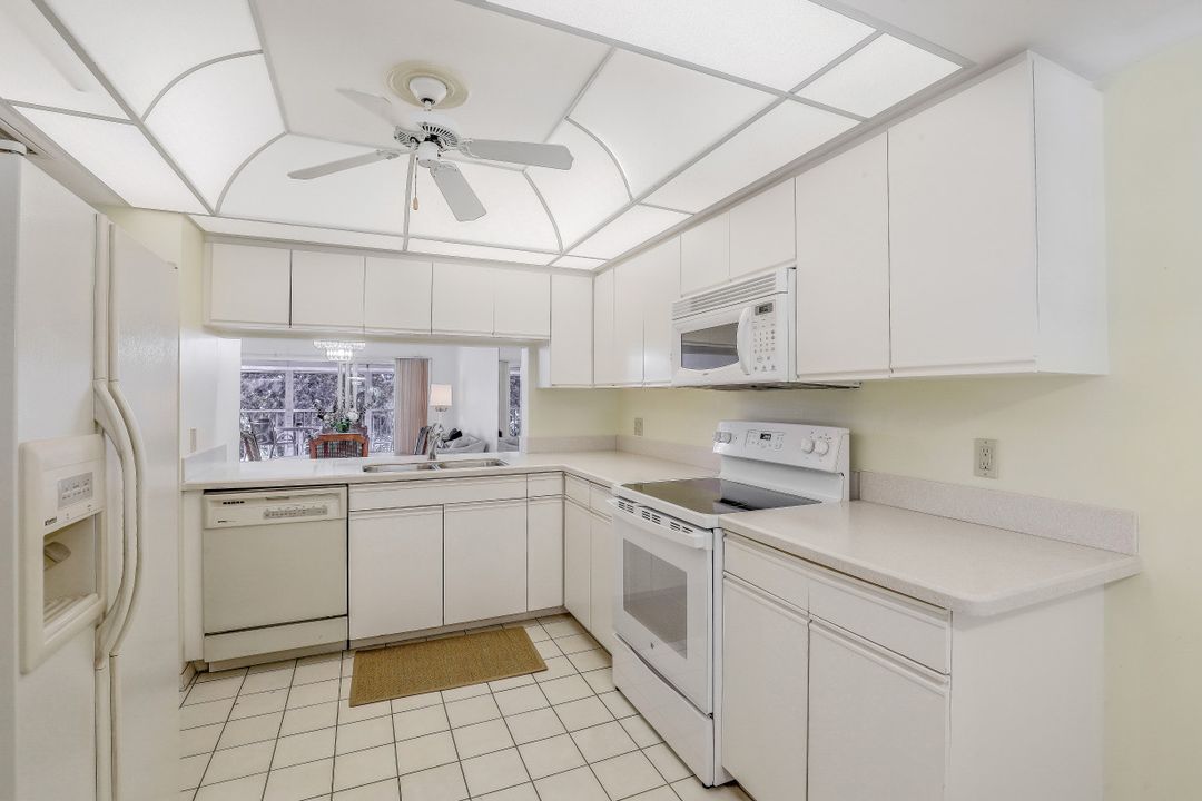 432 Sugar Pine Ln #432, Naples, FL 34108