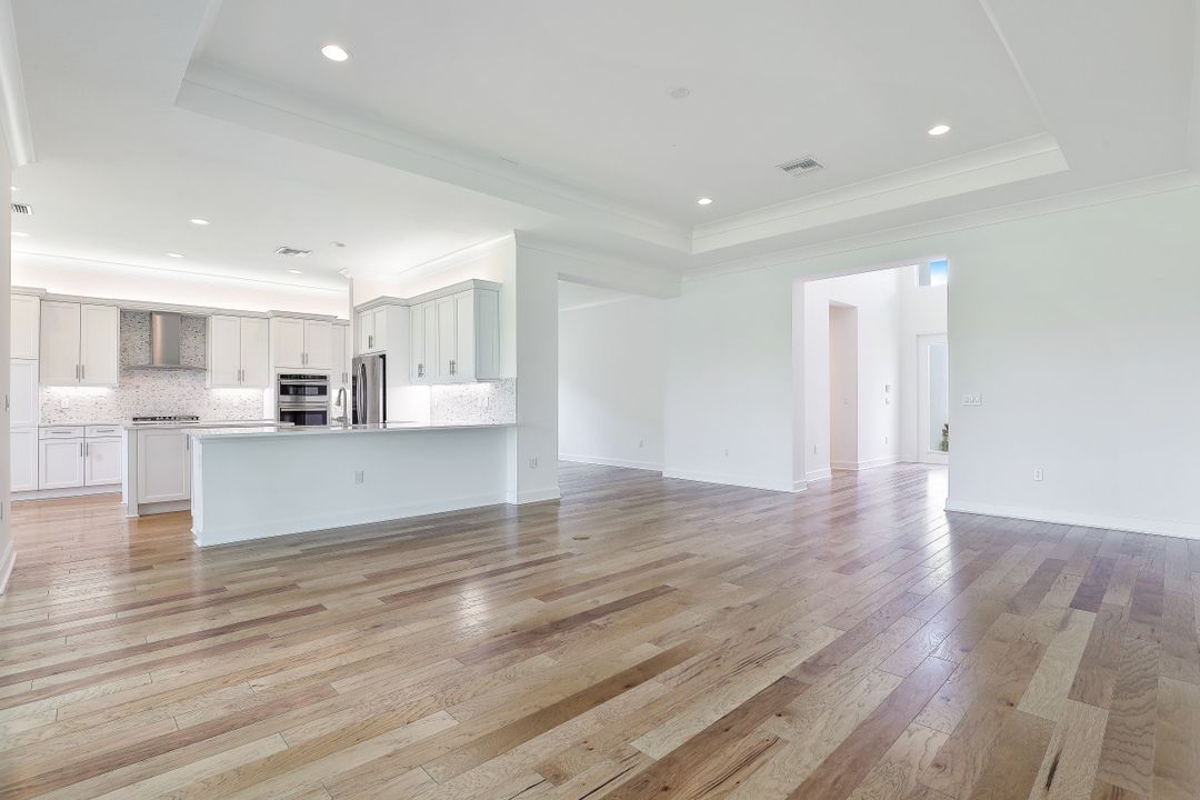 28549 Terramore Ct, Bonita Springs, FL 34135