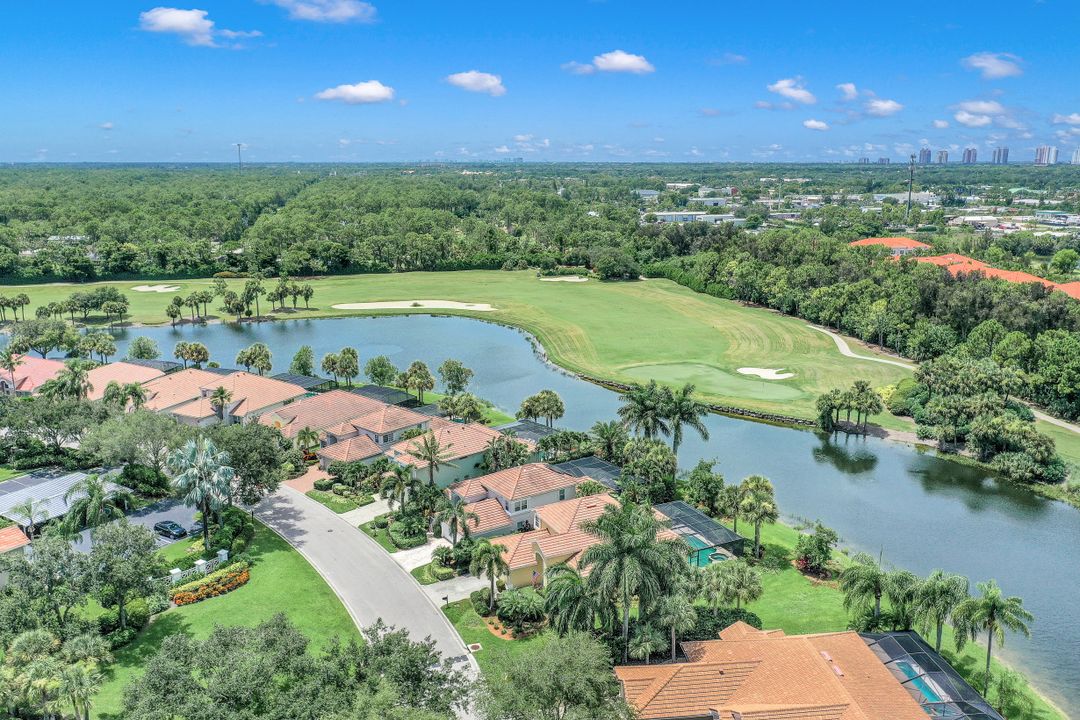 9224 Spring Run Blvd, Bonita Springs, FL 34135