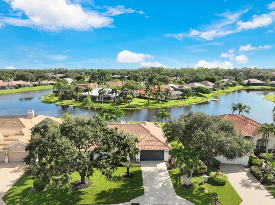 11102 Phoenix Way, Naples, FL 34119