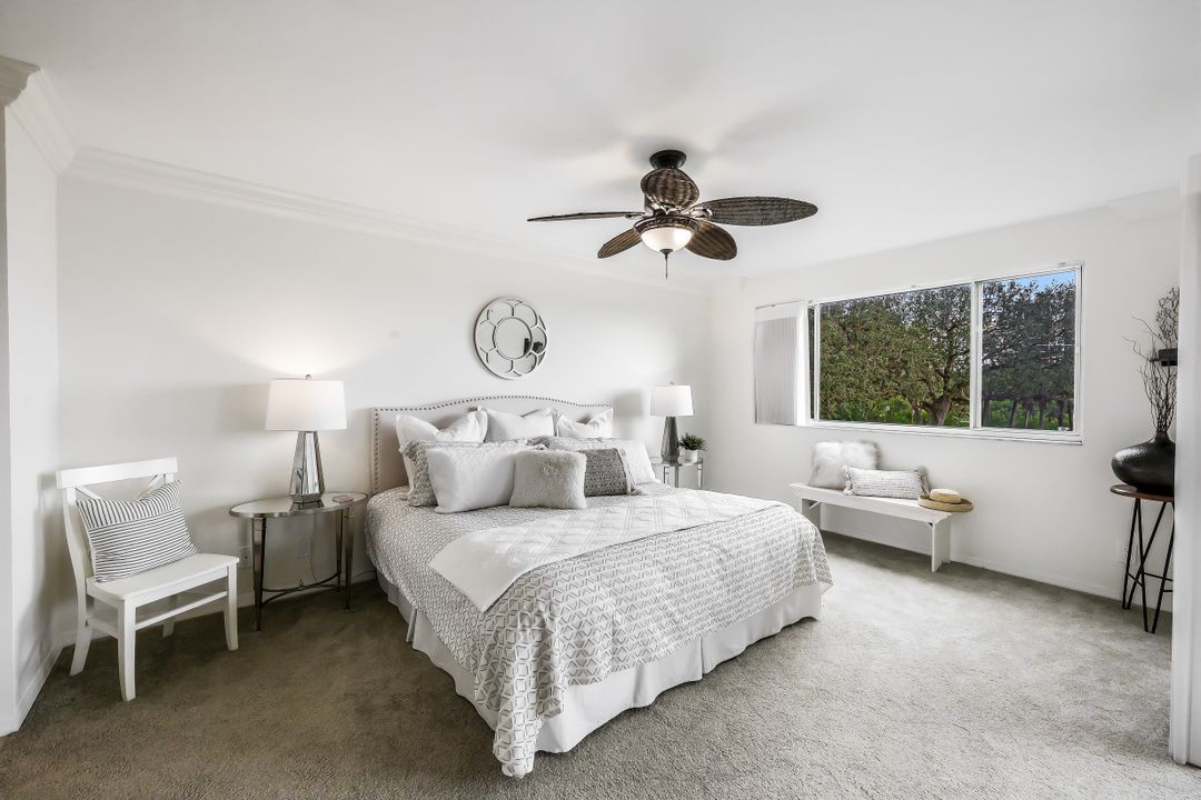 320 Horse Creek Dr #203, Naples, FL 34110