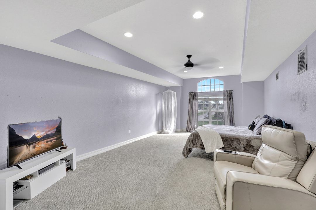 1905 SW 51st Terrace, Cape Coral, FL 33914