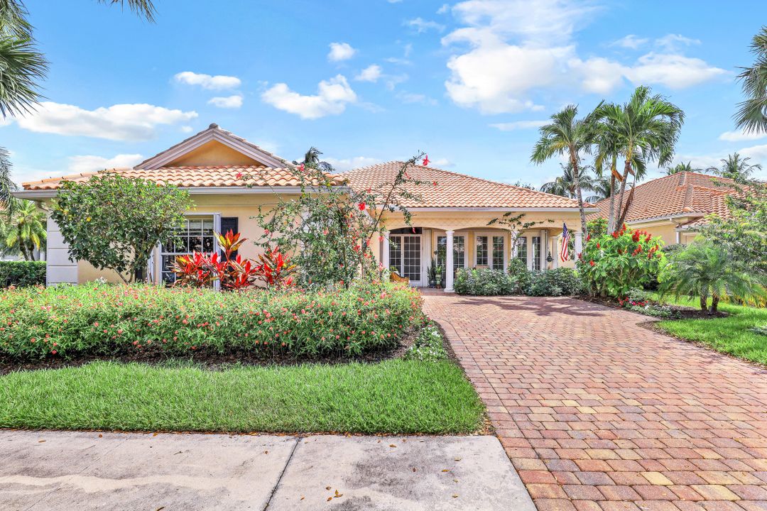 2909 Hatteras Way, Naples, FL 34119