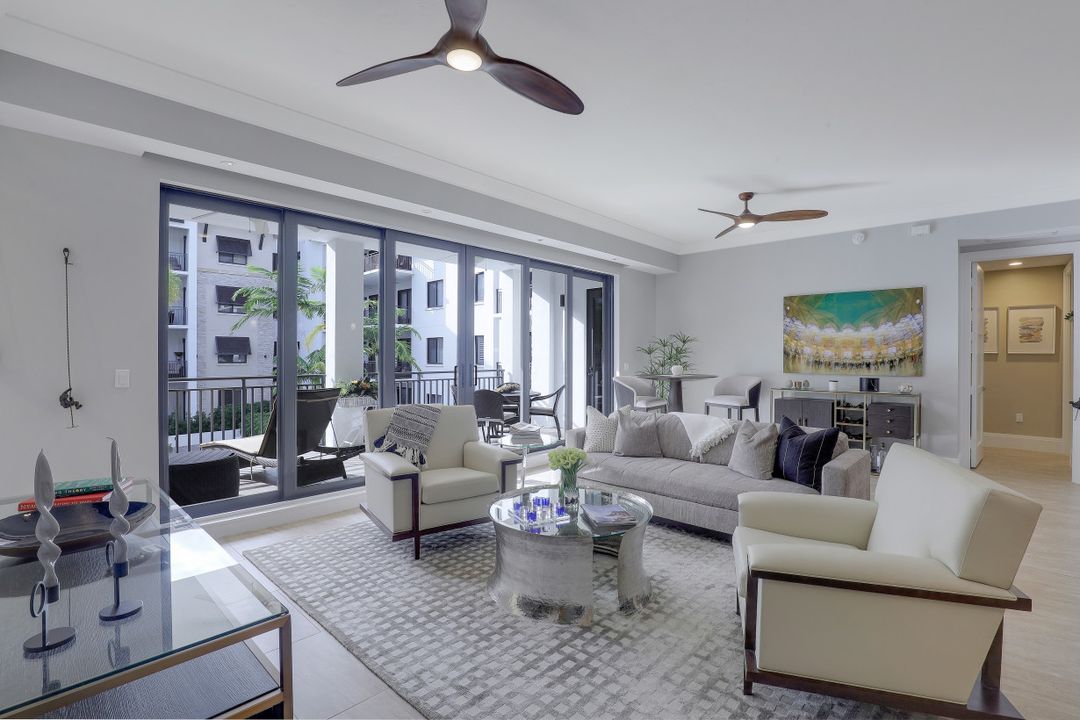 1035 3rd Ave S #318, Naples, FL 34102