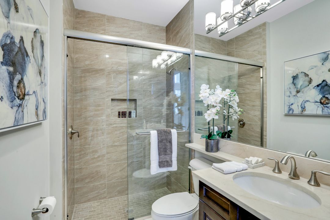 4600 Azalea Dr, Naples, FL 34119