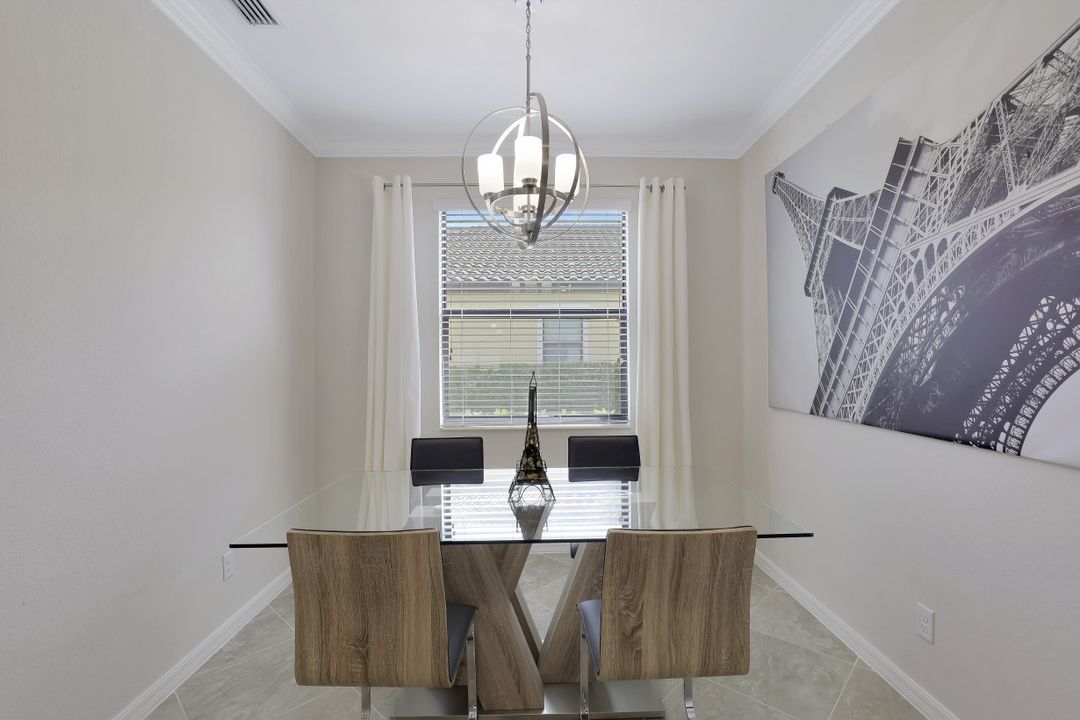 4580 Tamarind Way, Naples, FL 34119