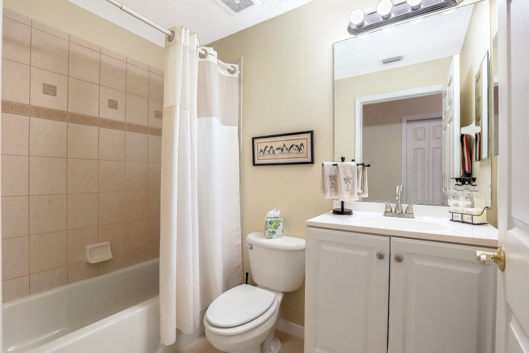 6850 Sterling Greens Dr #101. , Naples, FL 34104