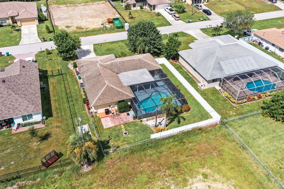 1118 SW 42nd St, Cape Coral, FL 33914